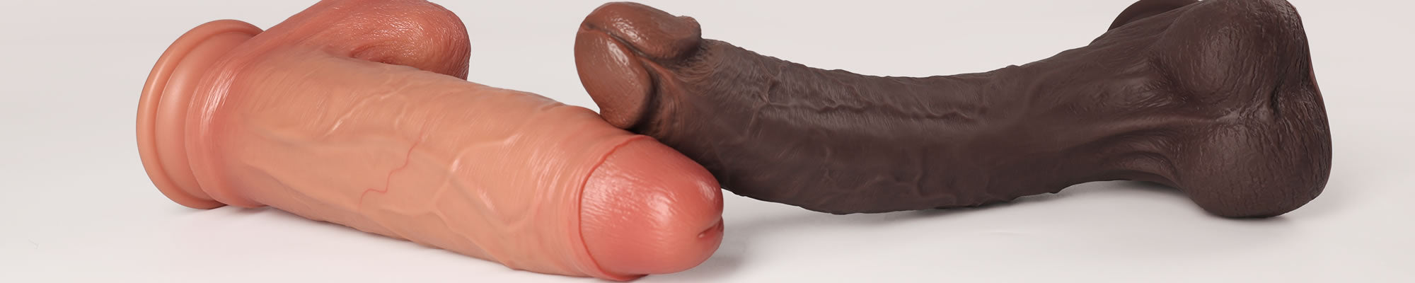 Riesen Dildos – extra dick, extra lang & von übergroßem Format
